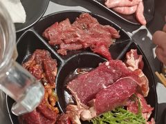 -啊美丽炭火烤肉(滑翔一店)