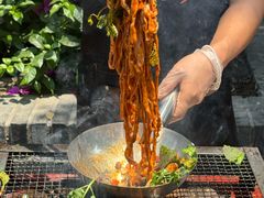 -拈签一笑黄牛肉辣卤串串