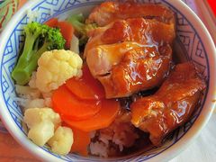 蔬菜煎鸡饭-吉野家(秀谷店)