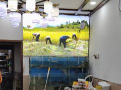 -湖南人家湘菜馆(镇江路店)