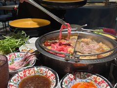 -一绪に寿喜烧(虹悦城店)