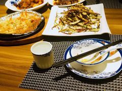 -九头鹰家宴(岳家嘴店)