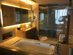 -青岛富力艾美酒店