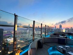 -VENU+海景酒廊