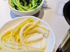 -德林酸菜鱼火锅(南丹店)