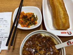 -南城香·饭香串香馄饨香(青年路店)