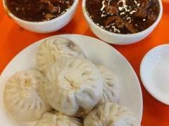 猪肉大葱包子-天兴居(鲜鱼口街店)