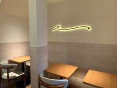 -VERIE BAKEHOUSE