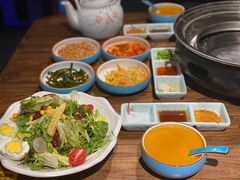 -明洞阿姨·韩式酱蟹烤肉·创意料理(三元桥店)