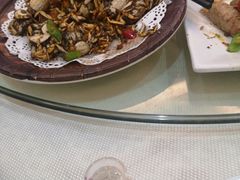 -万山楼海鲜酒家·二十三年老字号