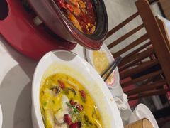 -渝是乎酸菜鱼(龙旗购物中心店)