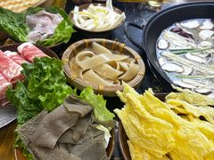 -乖嬢嬢重庆老火锅(南联店)