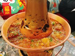 土司铜锅油焖鸡-浩海火燒雲傣家菜(静安芮欧店)