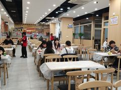 -江城燕子大排档(江汉路步行街店)