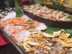 -四海一家自助餐(益田假日广场店)