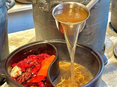 -郑记·古法黑砂锅串串(龙泉店)