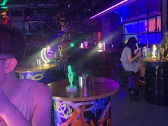 -UP嘻哈酒吧(粉巢店)