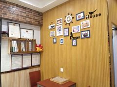 -清真红房子西饼屋(火车站店)