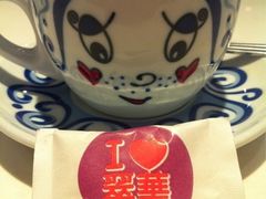 香滑奶茶-翠华餐厅(山顶道店)