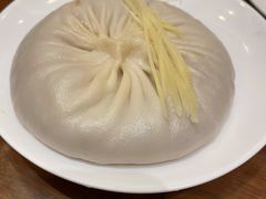 陈士荣蟹黄汤包-鸿运酒楼
