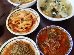 -蓝田九大碗民俗食府(蓝田店)