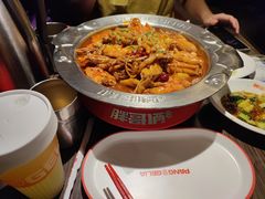 -胖哥俩肉蟹煲(华贸店)