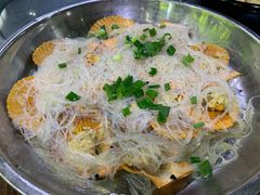蒜蓉粉丝蒸扇贝-石岐乳鸽村(南海第三分店)
