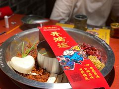 -谭鸭血老火锅(龙湖宝山天街店)