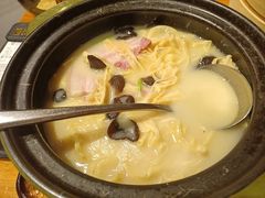 -乐忻皇朝(上海中心大厦店)