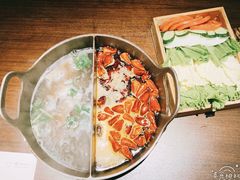 草本鸳鸯锅-盡膳口福跷脚牛肉火锅(合生汇购物中心店)