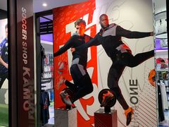 -サッカーショップKAMO(心斎橋店)