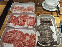 -蒙肥羊·酸汤潮牛·鲜牛肉火锅烤肉自助(岗顶店)