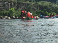 -仙山谷激浪漂流