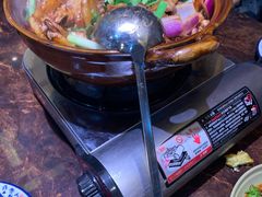 -胡须佬鸡煲四季火锅(海雅缤纷城店)