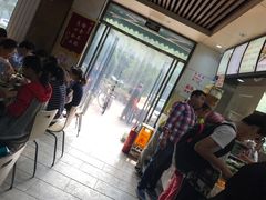 等位区-林静小吃(复兴路店)