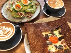 牛油果煮蛋吐司-RAC BAR(安福路店)