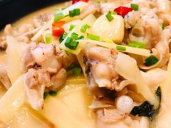 子姜煨牛蛙-富淳饭店(陆家嘴保利广场店)