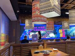 -洱火云南酸菜牛肉火锅(石景山当代商城店)