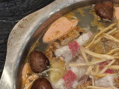 -泸州酸菜豆花火锅川师店
