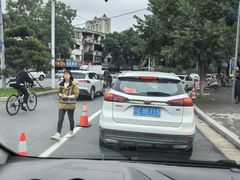 -胖东来生活广场(健康路店)
