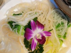 -墨居上隐·院子里火锅(峨眉店)
