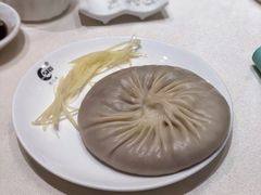 陈士荣蟹黄汤包-鸿运酒楼