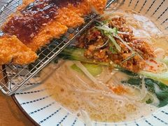 -Two Birds One Stone·一石二鸟(诚品生活店)