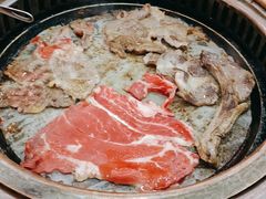 -锤头鲨毛肚海鲜烤肉自助餐厅(国购广场店)