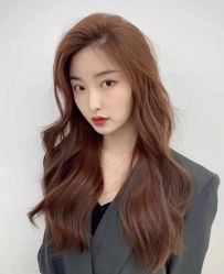 -BULB STUDIO 巴柏明星发型工作室