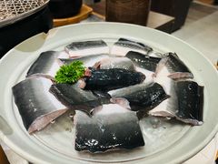 -草家酱蟹炭火烤肉店(珲春南路二店)