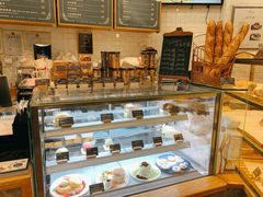 面包甜点陈列柜-BONBON BAKERY