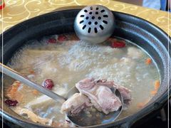 -濠轩阁特色生蚝火锅(水湾路店)