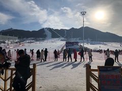 -丝绸之路山地度假区滑雪场
