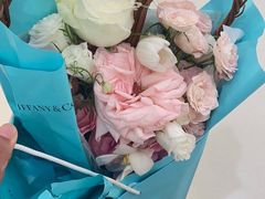 -Tiffany & Co.蒂芙尼
(杭州大厦店)